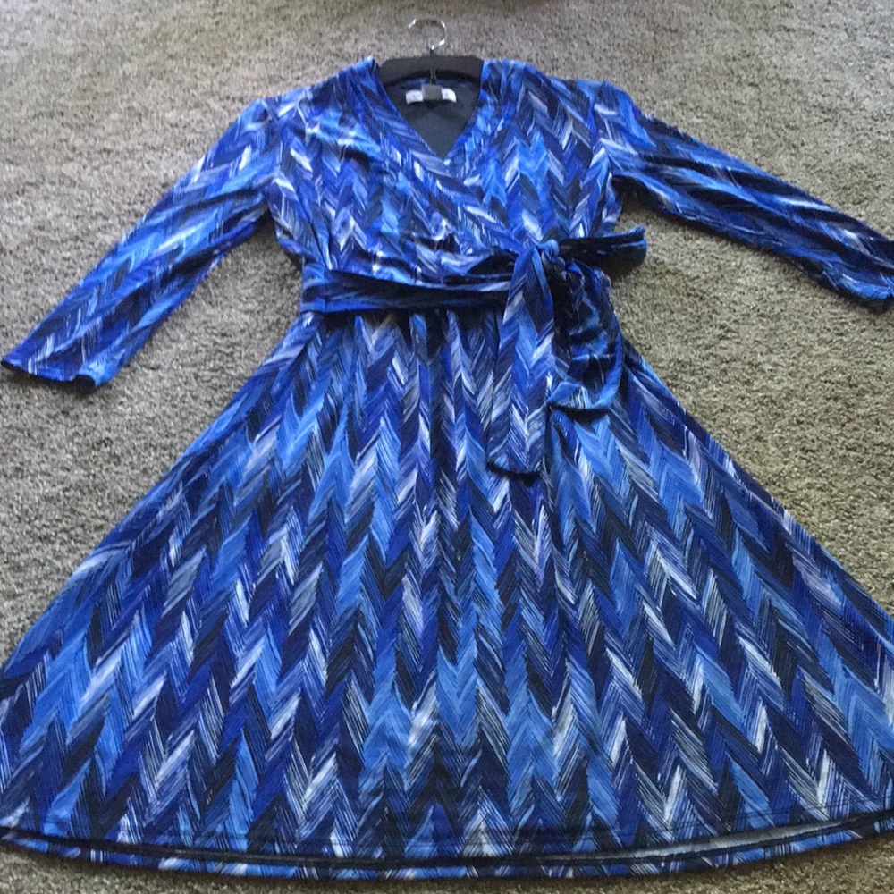 Blue & White 3/4 Sleeve Liz Claiborne Dress